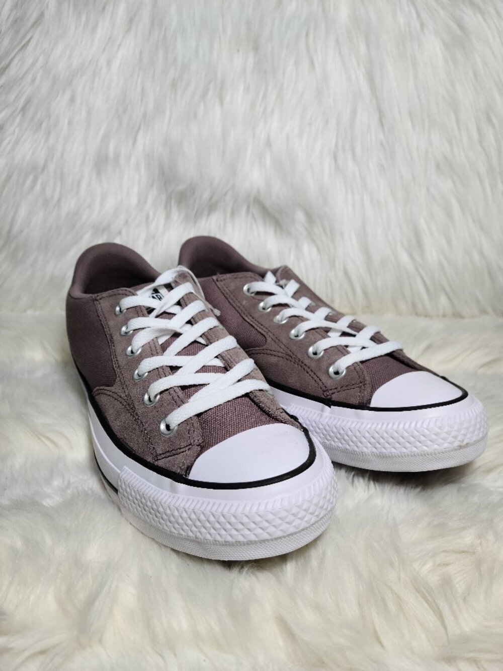 Converse Chuck Taylor All Star Taupe Men 9 NEW